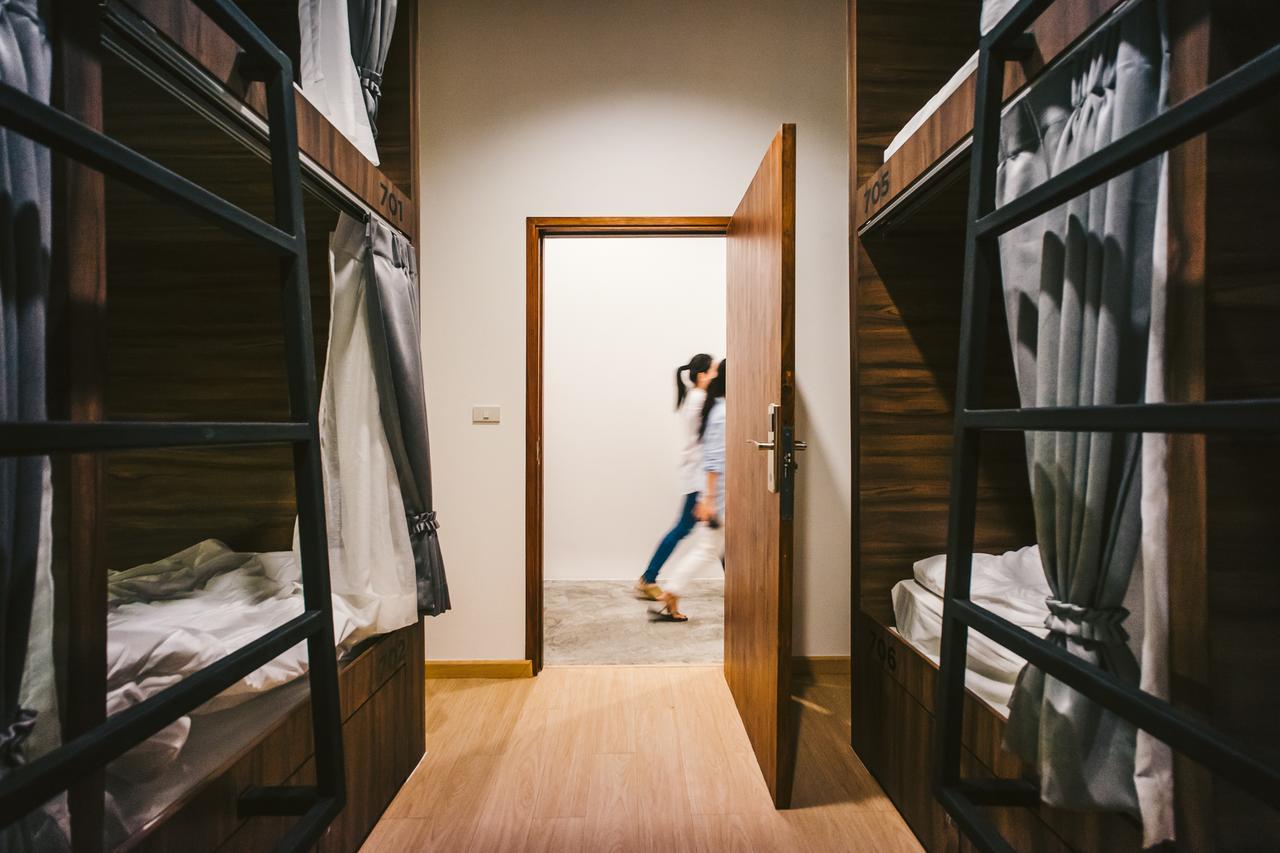 Hostel Urby Bangkok Exteriör bild