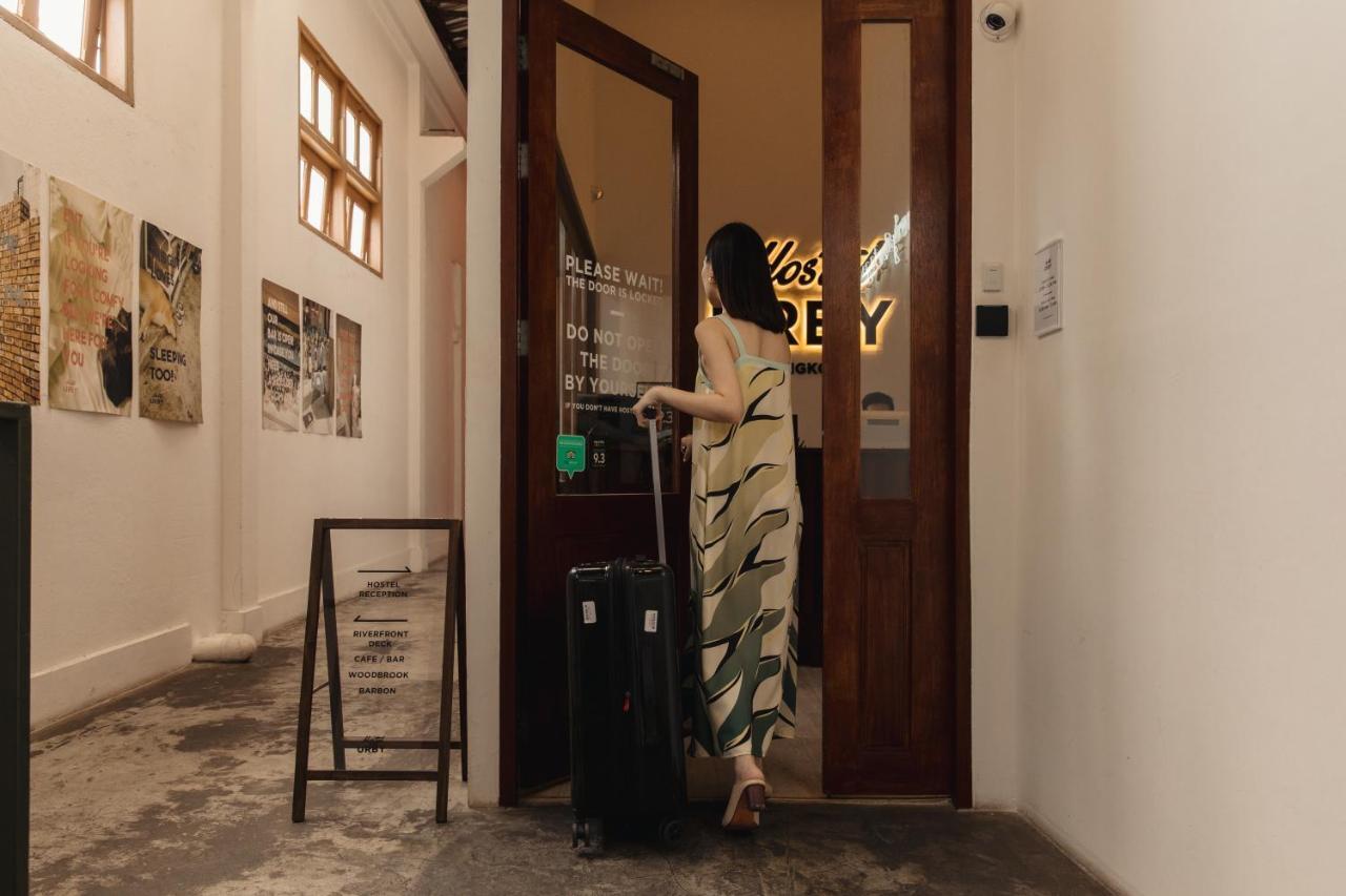 Hostel Urby Bangkok Exteriör bild