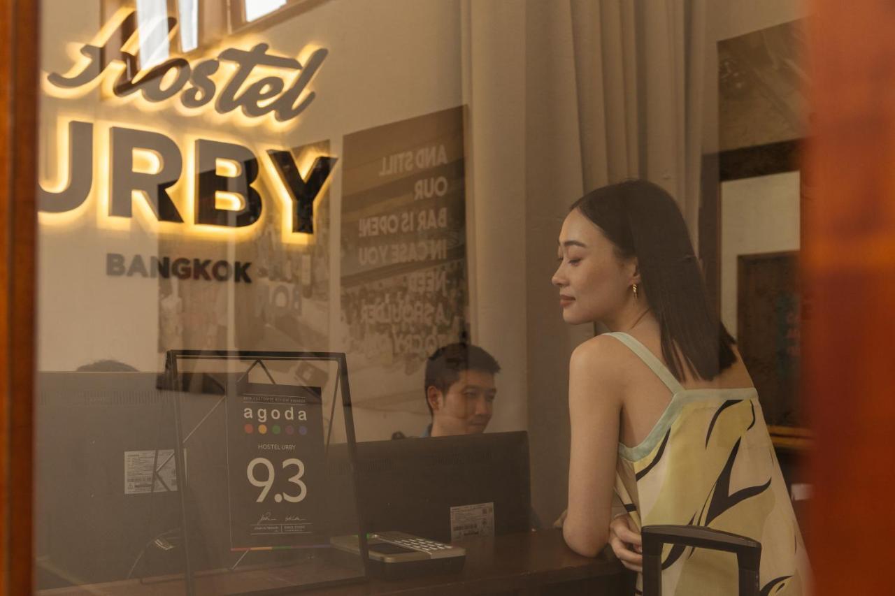 Hostel Urby Bangkok Exteriör bild